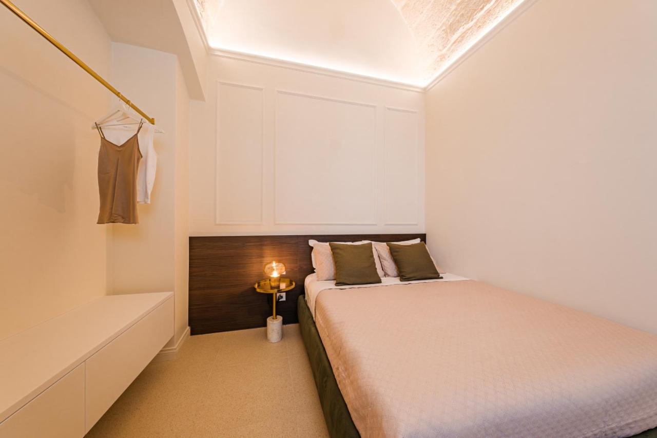Helloapulia Charming Palazzo Clemente - Self-Catering Suites With Aircondition Monopoli Eksteriør bilde